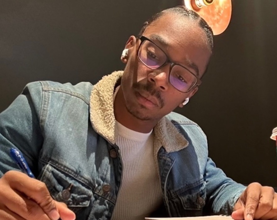 Gregory  Smith