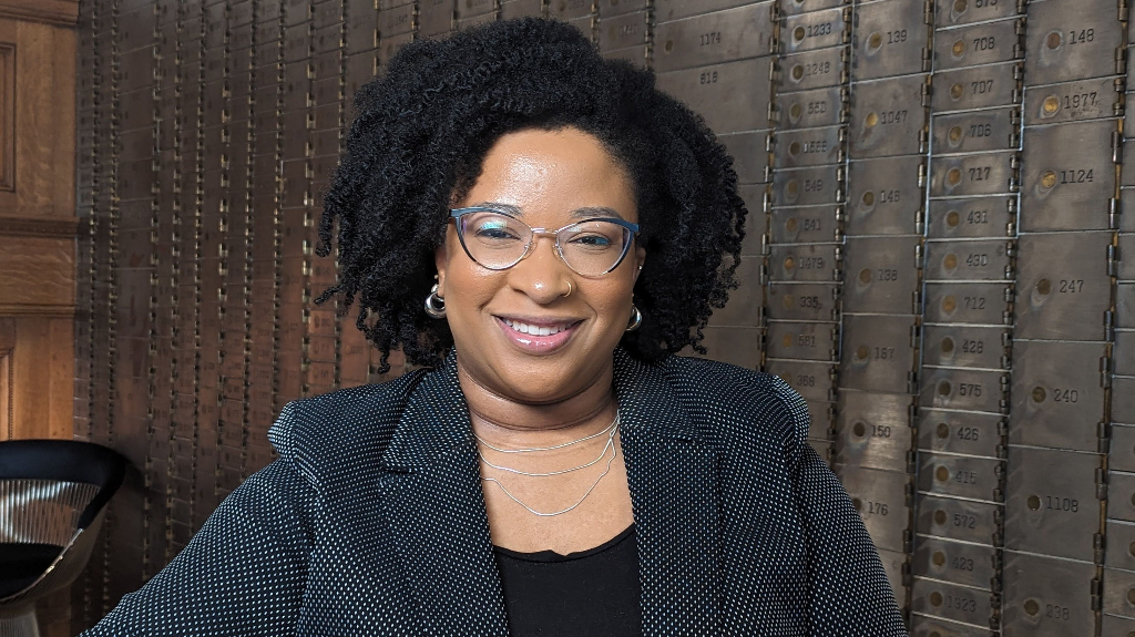 Aisha L Hudson