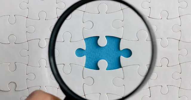Google Expands AI Search Links Without New Click Data