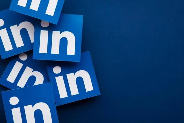 LinkedIn reach isn’t broken, it’s being replaced by real marketing